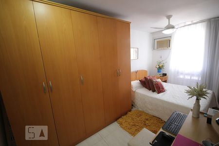 Apartamento à venda com 111m², 2 quartos e 1 vagaSuíte