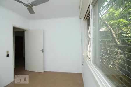 Dormitório  de apartamento para alugar com 1 quarto, 39m² em Rio Branco, Porto Alegre