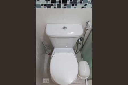 Apartamento à venda com 65m², 3 quartos e 1 vagaBanheiro do Quarto 2