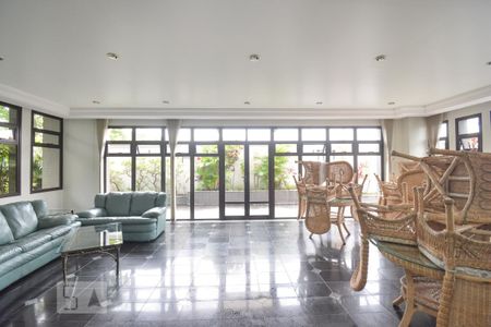 Apartamento à venda com 146m², 3 quartos e 2 vagasSalão de festas