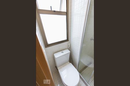 Banheiro de apartamento para alugar com 1 quarto, 35m² em Jacarepaguá, Rio de Janeiro