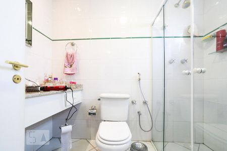 Casa de condomínio para alugar com 454m², 4 quartos e 4 vagasSuíte 3