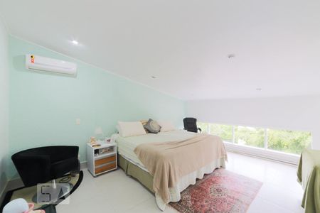 Casa de condomínio para alugar com 454m², 4 quartos e 4 vagasSuíte 1