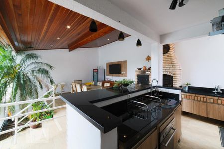 Casa de condomínio para alugar com 454m², 4 quartos e 4 vagasChurrasqueira