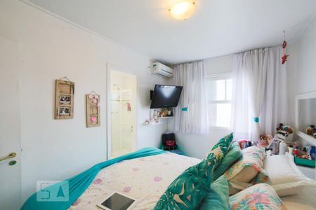 Casa de condomínio para alugar com 454m², 4 quartos e 4 vagasSuíte 3