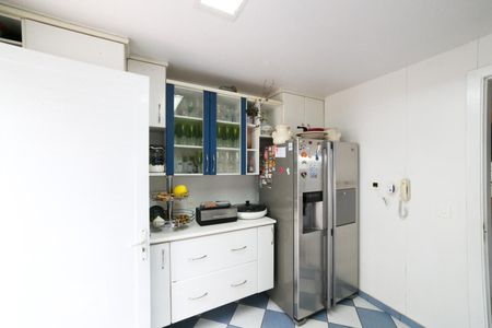 Casa de condomínio para alugar com 454m², 4 quartos e 4 vagasCozinha