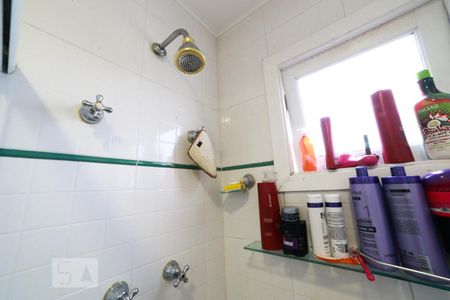 Casa de condomínio para alugar com 454m², 4 quartos e 4 vagasSuíte 3