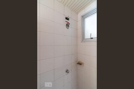 Banheiro social de apartamento para alugar com 3 quartos, 100m² em Juvevê , Curitiba