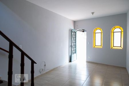 SALA de casa para alugar com 2 quartos, 80m² em Vila Basileia, São Paulo