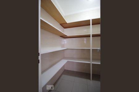 Apartamento à venda com 435m², 4 quartos e 3 vagasDespensa
