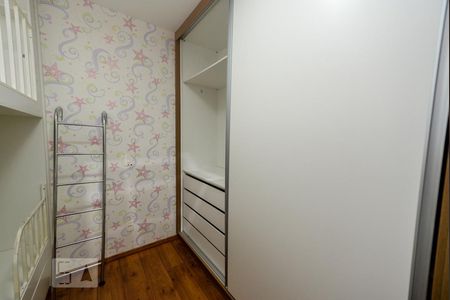 Apartamento à venda com 126m², 3 quartos e 2 vagas Apartamento à venda com 126m², 3 quartos e 2 vagasQuarto 3