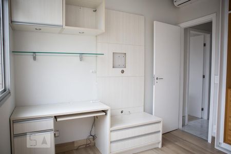 Apartamento para alugar com 101m², 3 quartos e 2 vagasQuarto 2 