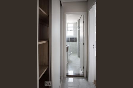 Apartamento para alugar com 101m², 3 quartos e 2 vagasCorredor - armários