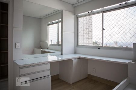 Apartamento para alugar com 101m², 3 quartos e 2 vagasQuarto 3