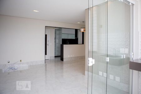 Apartamento para alugar com 101m², 3 quartos e 2 vagasSala