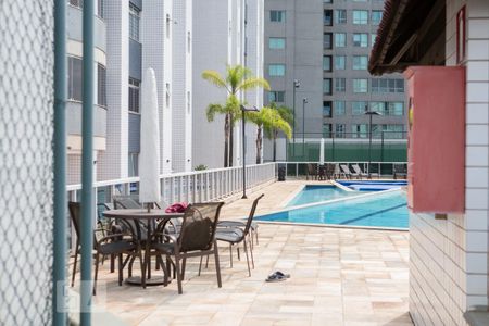 Apartamento para alugar com 101m², 3 quartos e 2 vagasPiscina