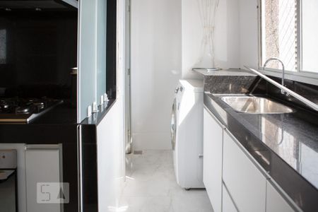 Apartamento para alugar com 101m², 3 quartos e 2 vagasÁrea de serviço