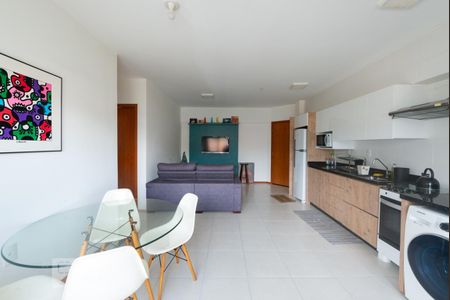 Sala e Cozinha e Área de Serviço de apartamento para alugar com 2 quartos, 60m² em Real Parque, São José