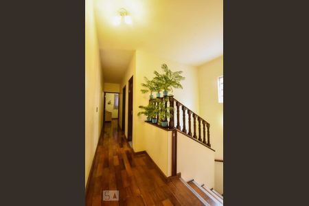 Casa à venda com 125m², 3 quartos e 2 vagas Casa à venda com 125m², 3 quartos e 2 vagasCorredor