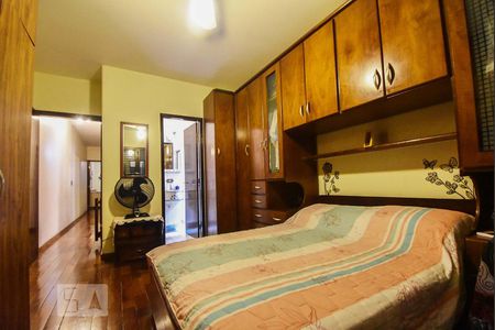 Casa à venda com 125m², 3 quartos e 2 vagas Casa à venda com 125m², 3 quartos e 2 vagasSuíte