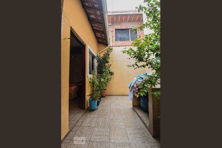 Casa à venda com 125m², 3 quartos e 2 vagas Casa à venda com 125m², 3 quartos e 2 vagasEdicula de Serviços