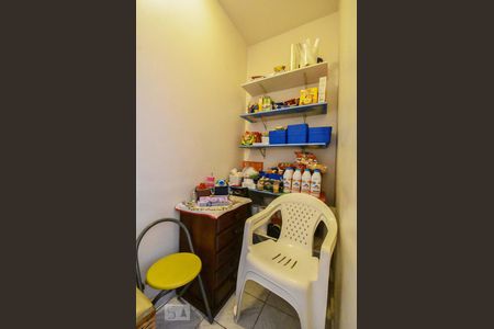 Casa à venda com 125m², 3 quartos e 2 vagas Casa à venda com 125m², 3 quartos e 2 vagasDispensa