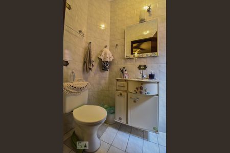 Casa à venda com 125m², 3 quartos e 2 vagas Casa à venda com 125m², 3 quartos e 2 vagasBanheiro Suíte