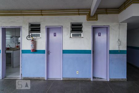 Apartamento à venda com 70m², 2 quartos e 1 vaga Apartamento à venda com 70m², 2 quartos e 1 vagaÁrea comum - Banheiros