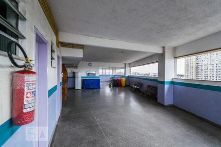 Apartamento à venda com 70m², 2 quartos e 1 vaga Apartamento à venda com 70m², 2 quartos e 1 vagaÁrea comum - Salão de festas