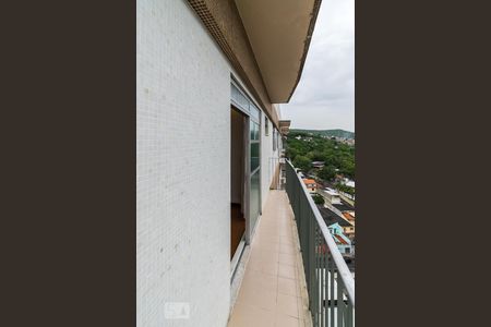 Apartamento à venda com 70m², 2 quartos e 1 vaga Apartamento à venda com 70m², 2 quartos e 1 vagaVaranda do quarto 2