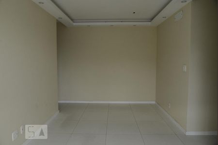 Apartamento à venda com 3 quartos, 74m² em Pechincha, Rio de Janeiro