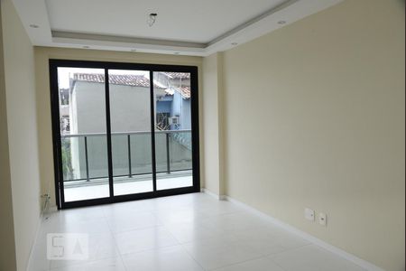 Apartamento à venda com 3 quartos, 74m² em Pechincha, Rio de Janeiro