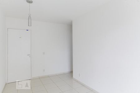 Apartamento para alugar com 55m², 2 quartos e 1 vagaSala