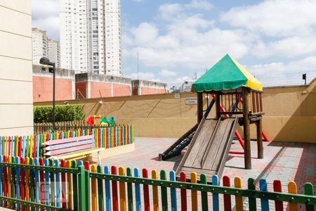 Apartamento para alugar com 55m², 2 quartos e 1 vagaÁrea Comum - Playground