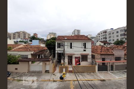 Casa de condomínio à venda com 150m², 4 quartos e 3 vagas Casa de condomínio à venda com 150m², 4 quartos e 3 vagasVista