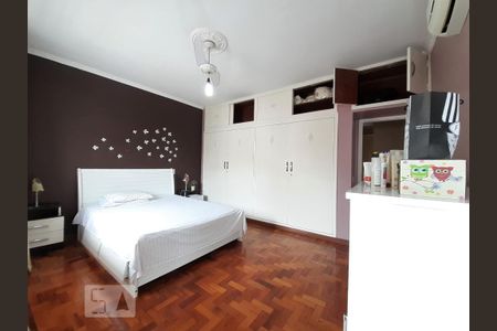 Casa de condomínio à venda com 150m², 4 quartos e 3 vagas Casa de condomínio à venda com 150m², 4 quartos e 3 vagasQuarto 3