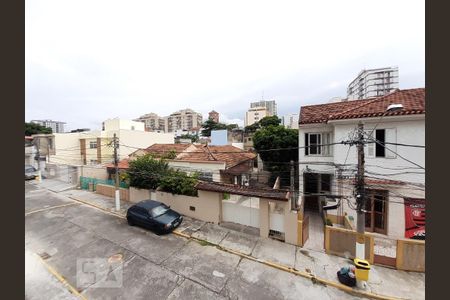 Casa de condomínio à venda com 150m², 4 quartos e 3 vagas Casa de condomínio à venda com 150m², 4 quartos e 3 vagasVista