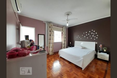 Casa de condomínio à venda com 150m², 4 quartos e 3 vagas