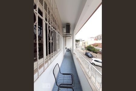 Casa de condomínio à venda com 150m², 4 quartos e 3 vagas Casa de condomínio à venda com 150m², 4 quartos e 3 vagasVaranda do Quarto 3