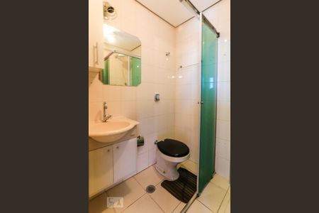 Apartamento para alugar com 55m², 2 quartos e 1 vaga Apartamento para alugar com 55m², 2 quartos e 1 vagaBanheiro