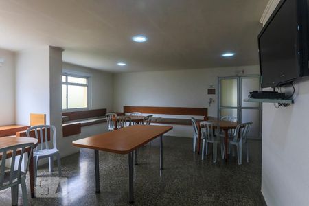 Apartamento para alugar com 55m², 2 quartos e 1 vaga Apartamento para alugar com 55m², 2 quartos e 1 vagaSalão de Festas