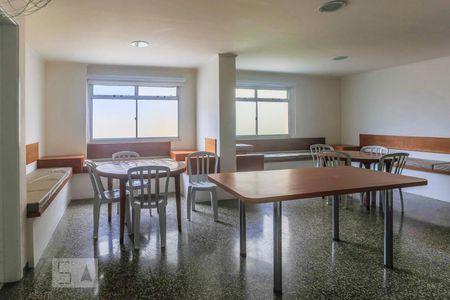 Apartamento para alugar com 55m², 2 quartos e 1 vaga Apartamento para alugar com 55m², 2 quartos e 1 vagaSalão de Festas