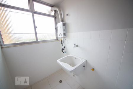 Apartamento à venda com 55m², 2 quartos e 1 vaga Apartamento à venda com 55m², 2 quartos e 1 vagaÁrea de Serviço