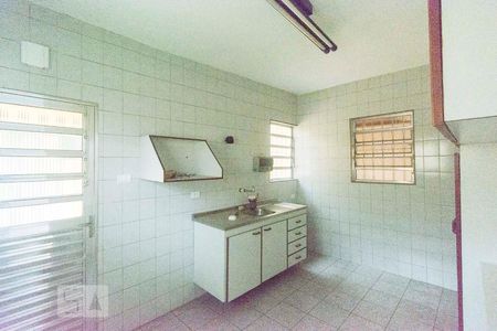 Casa à venda com 254m², 4 quartos e 2 vagasCozinha