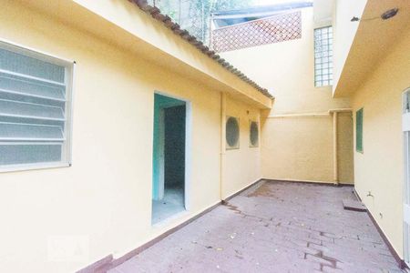 Casa à venda com 254m², 4 quartos e 2 vagasÁrea de serviço