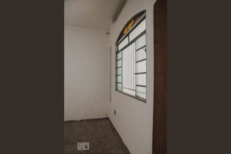 Quarto 1 de casa para alugar com 2 quartos, 60m² em Jardim Leblon, Belo Horizonte