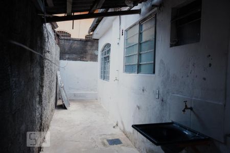 Área externa e área de serviços de casa para alugar com 2 quartos, 60m² em Jardim Leblon, Belo Horizonte