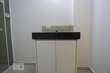 Banheiro de apartamento para alugar com 1 quarto, 42m² em Bela Vista, São Paulo