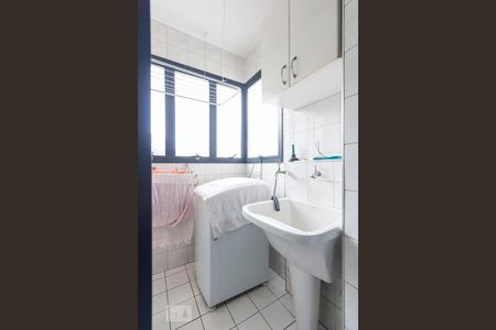 Apartamento para alugar com 70m², 2 quartos e 1 vagaÁrea de Serviço