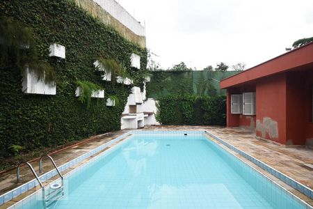 Piscina de casa à venda com 4 quartos, 400m² em Butantã, São Paulo